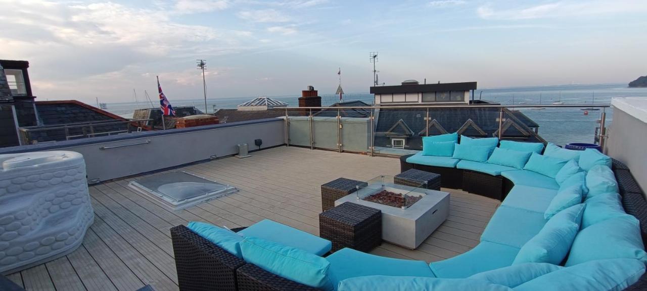 Seafarer'S View - 6 Bedroom Townhouse In Cowes, Parking & Seaviews. Каус Экстерьер фото